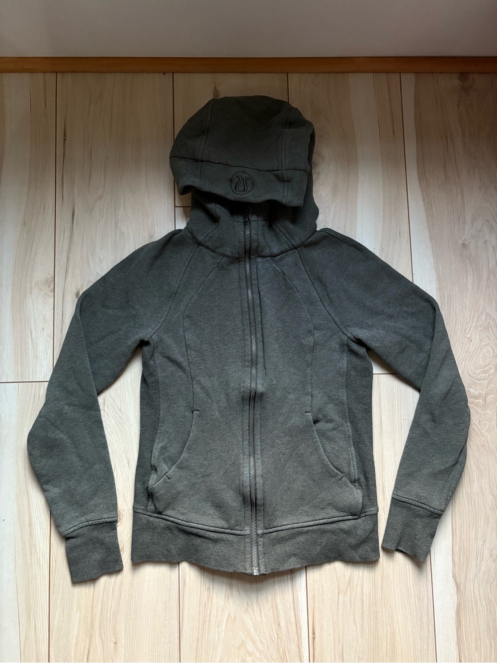 Lululemon Scuba Full Zip Hoodie Grey/Green Size 4